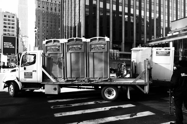 Best Portable bathroom rental  in Woodville, TX